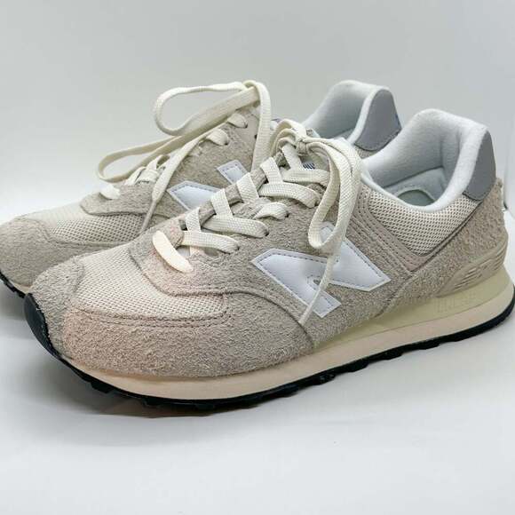 NEW! New Balance 574 Tan Light Grey Sneakers Women’s 9 - Picture 3 of 12